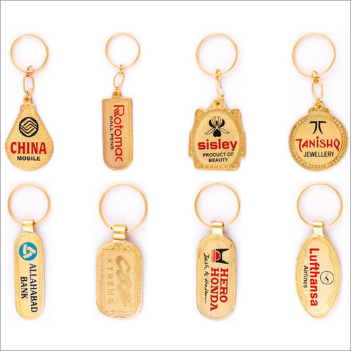 METAL GOLDEN MEENA KEY CHAIN