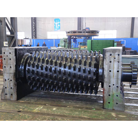 Double Geared Roller Crusher
