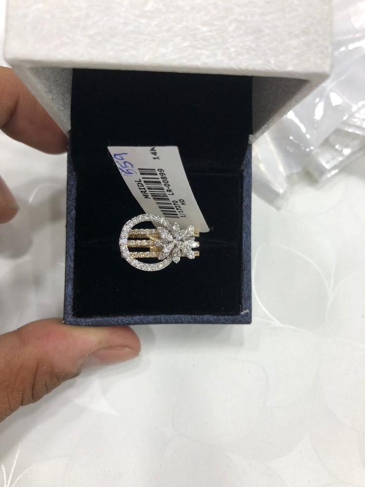 Diamond Ladies Ring