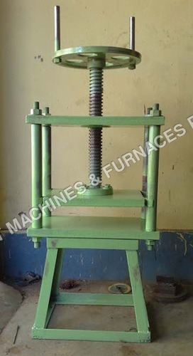 Manual Plate Pressing Machine