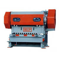 Mechanical Over Crank Shearing Machine - Mild Steel, 2000 Mm Cutting Size , 4-5 Mm Cutting Thickness , Red And Grey Color, 220-440 Voltage, Excellent Cutting Efficiency