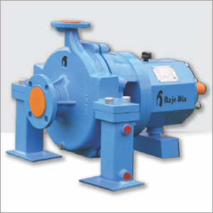 Centreline mounted pump