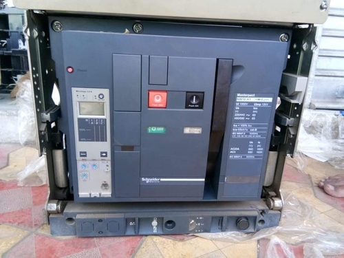 schneider air circuit breaker
