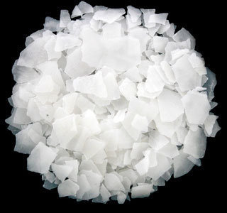 Caustic Soda Flakes By REWINE PHARMACEUTICAL