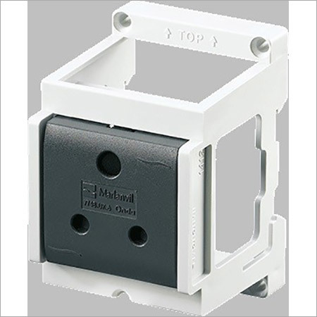 Connectwell Din Socket