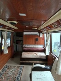 Mobile Home Buses