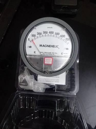 Dwyer 2001D Magnehelic Differential Pressure Gauge