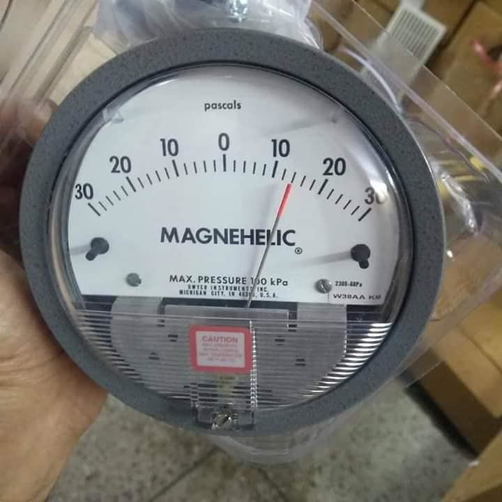 Dwyer 2000-OOD Magnehelic Differential Pressure Gauge