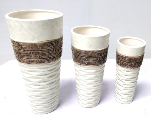 White Ceramic Pots (Set)