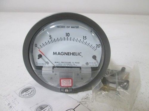 Dwyer 2020D Magnehelic Differential Pressure Gauge