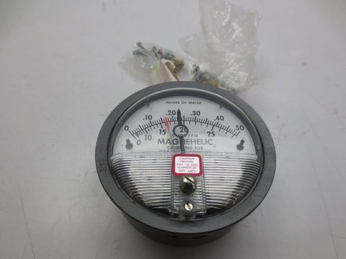 Dwyer 2000-0AV Magnehelic Differential Pressure Gauge