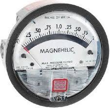 Dwyer 2002- AV Magnehelic Differential Pressure Gauge