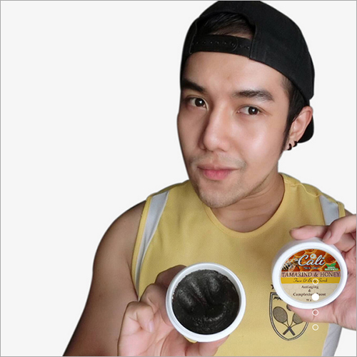 Cali's Tamarind And Honey Scrub