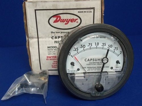 Dwyer 4002 Capsuhelic Differential Pressure Gauge