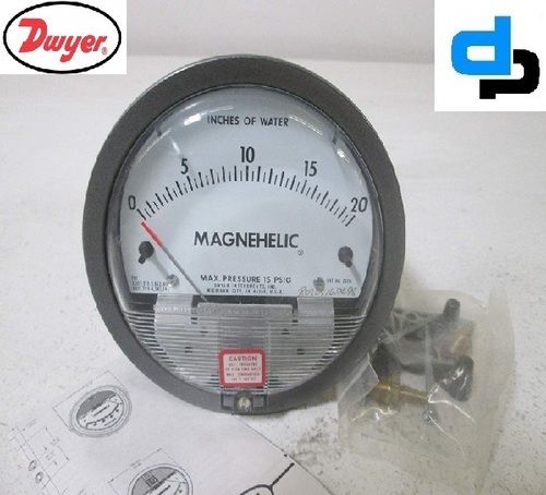 Dwyer 2020D Magnehelic Differential Pressure Gauge