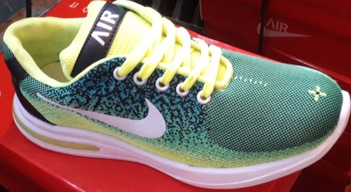 men sports shoes