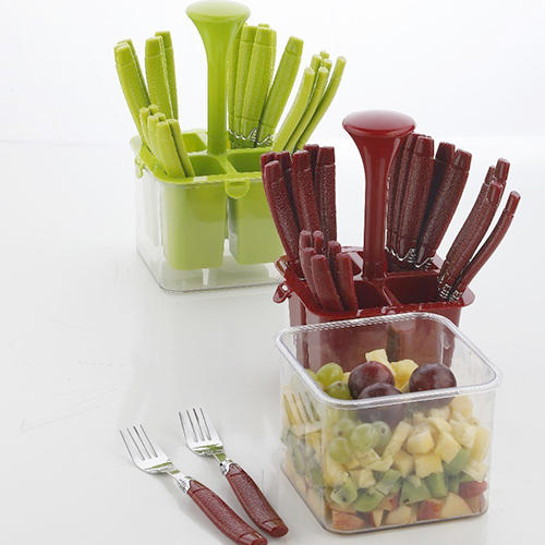Cutlery Set With Container
