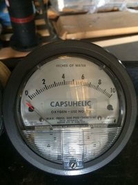 Series 4000 Capsuhelic Differential Pressure Gage