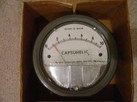 Dwyer 4010 Capsuhelic Differential Pressure Gauge