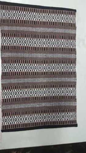 Knitted Bath Mat