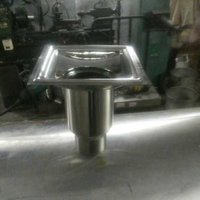 Stainless Steel Drain Trap - 100mm X 100mm, Polished Finish , 40mm Outlet Size, Floor Mounted Installation, 1 Year Warranty
