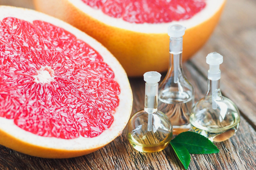 Grapefruit Essential Oil (White) Age Group: Adults