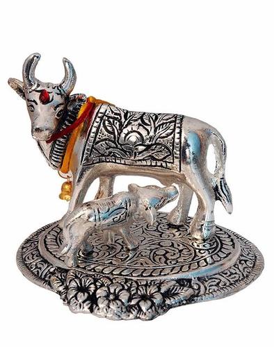 Cow and Calf Showpiece (Silver Metal)