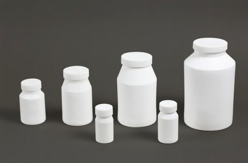 Ptfe Mouthed Reagent Bottle Density: 2200 Kilogram Per Cubic Meter (Kg/M3)