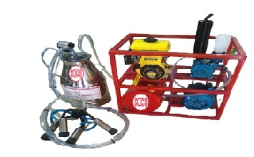 Single Bucket milking machine with Engine