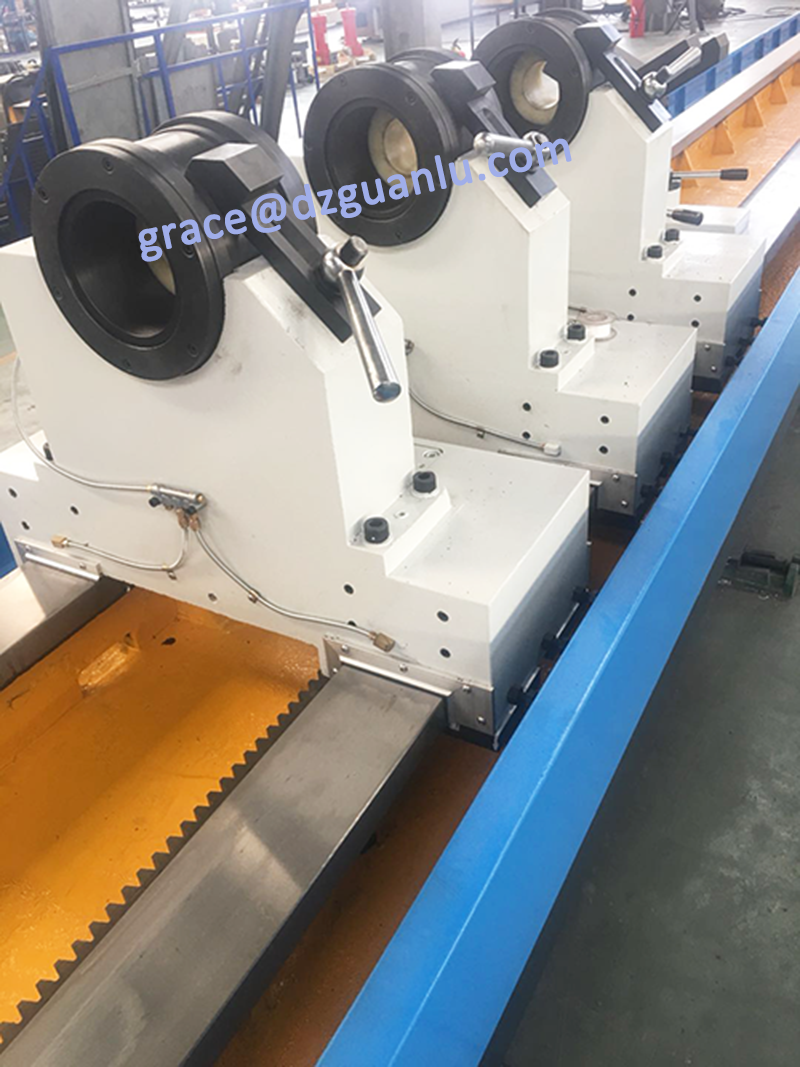 BTA deep hole drilling and boring machine for twin barrel processing