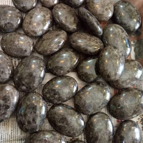 Pearl Stones