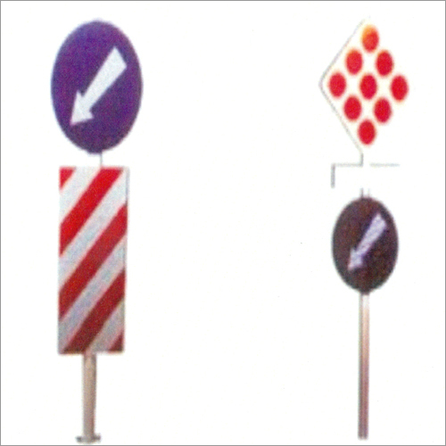 Road Bollards - Manual Direction Sign | No Power Needed, Enhanced Road Safety Usage