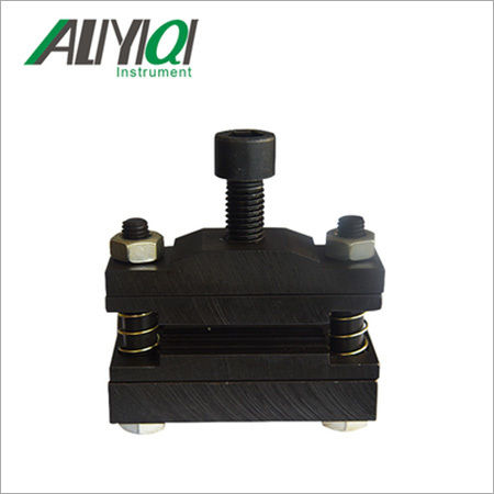 AJJ-028 universal fixture