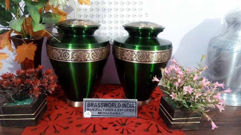 Brass Engraving Green Urn