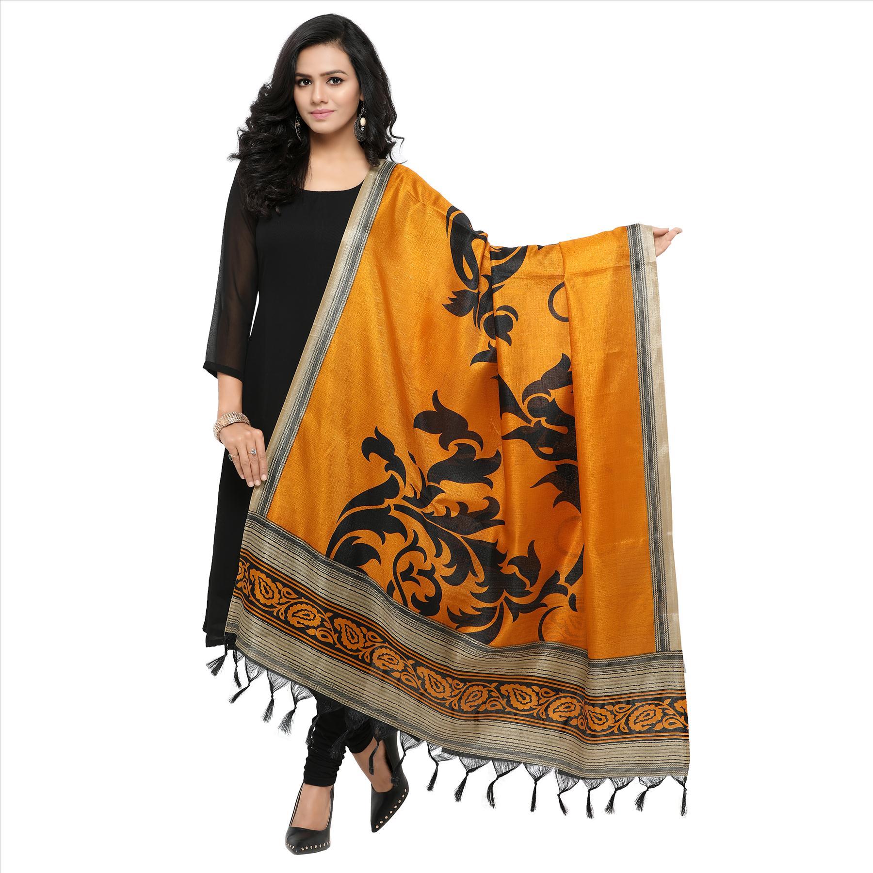 Printed Dupatta with Jhalar/ Tessals