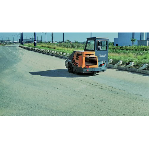 Automated Road Sweeping Machine