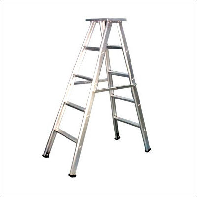 Aluminium Folding Platform Ladder Size: As Per Specifications Of Buyer