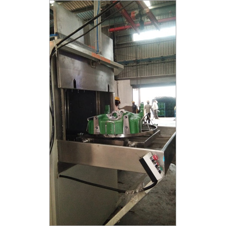 Cabinet Type Cleaning Machine