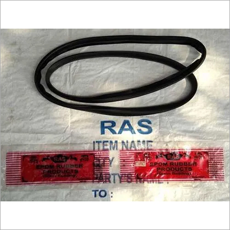 4 Stroke Windshield EPDM Rubber - EPDM Material, 900 Grams Weight, Black Color | Precision Sealing for Bajaj Rickshaw Models