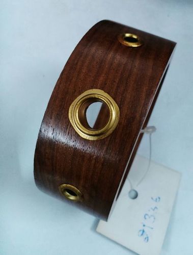 wooden hole designed bangle