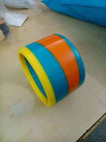 Joint resin bangle