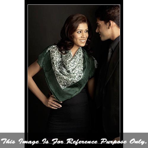 White & Green Ladies Checks Design Pleated Shawl