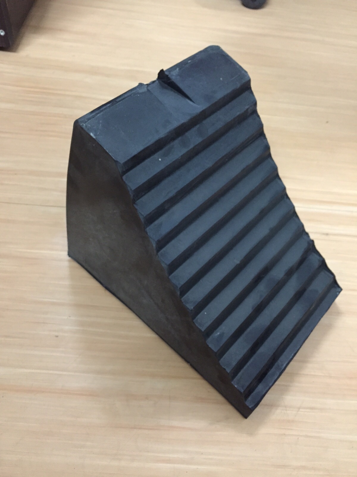 Truck Wheel Chock Heavy Duty Supplier, Distributor, Trader, Service In