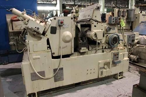 CINCINNATI 220-10 CENTERLESS GRINDING MACHINE