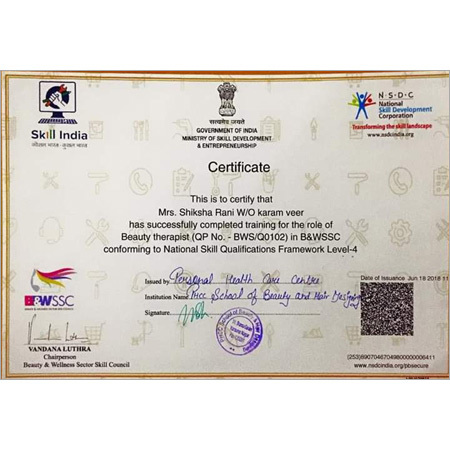 Beauty Parlour Certificate Course