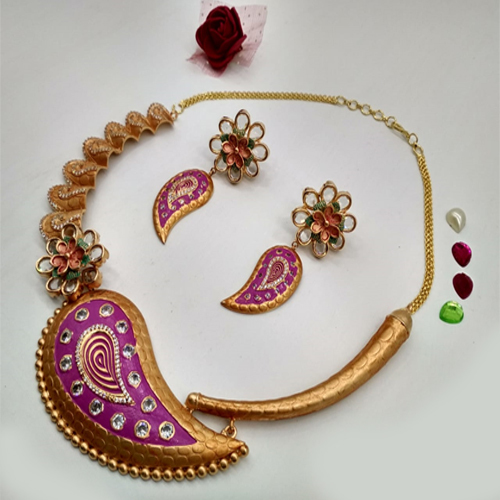 Fancy Kundan Necklace Sets