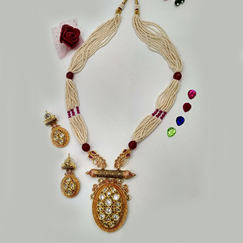 Fashionable Imitation Jewellery