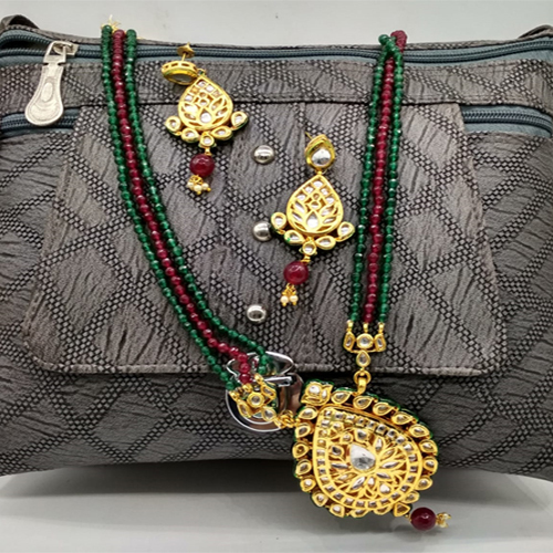 Fashionable Bridal Jewellery Set