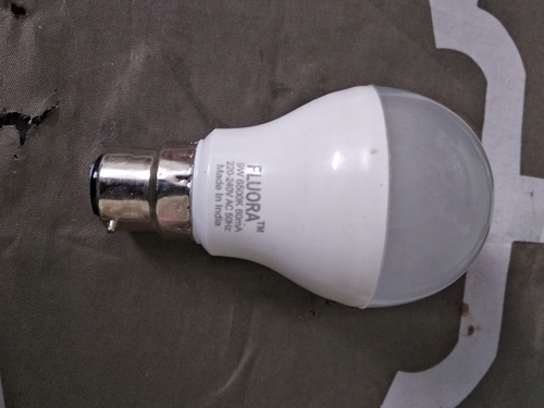 9 W LED Bulb