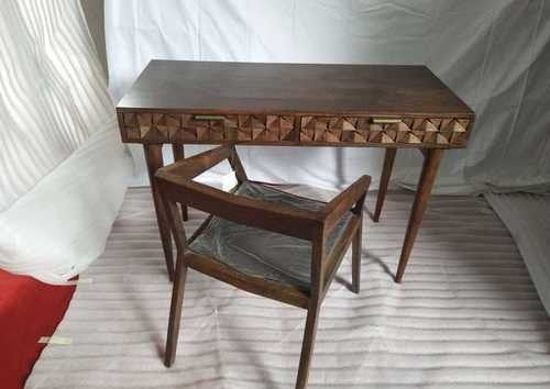 WOODEN SCHOOL TABLE WITH CHAIR